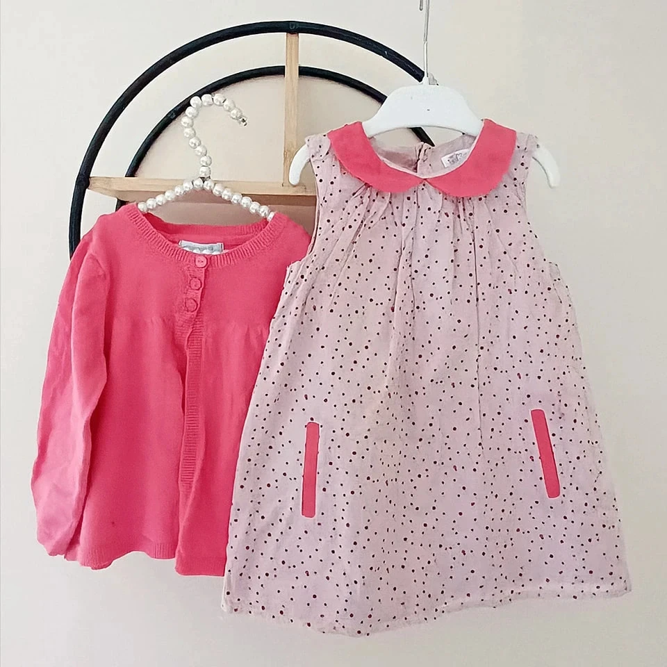 18 mois ensemble Robe Kiabi et gilet obaibi Okaïdi